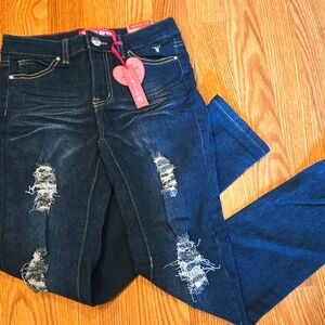Distressed Skinny Jeans